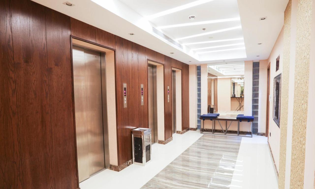 V Boutique Hotel Jeddah Exterior foto