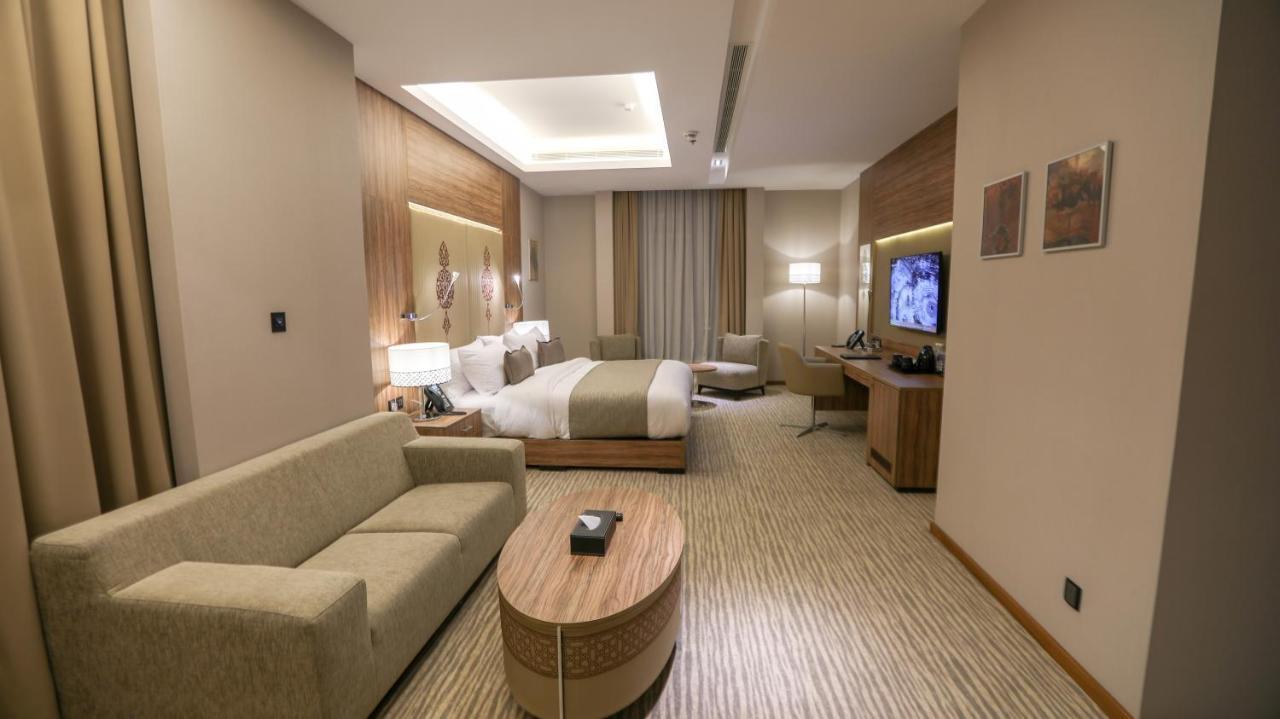 V Boutique Hotel Jeddah Exterior foto